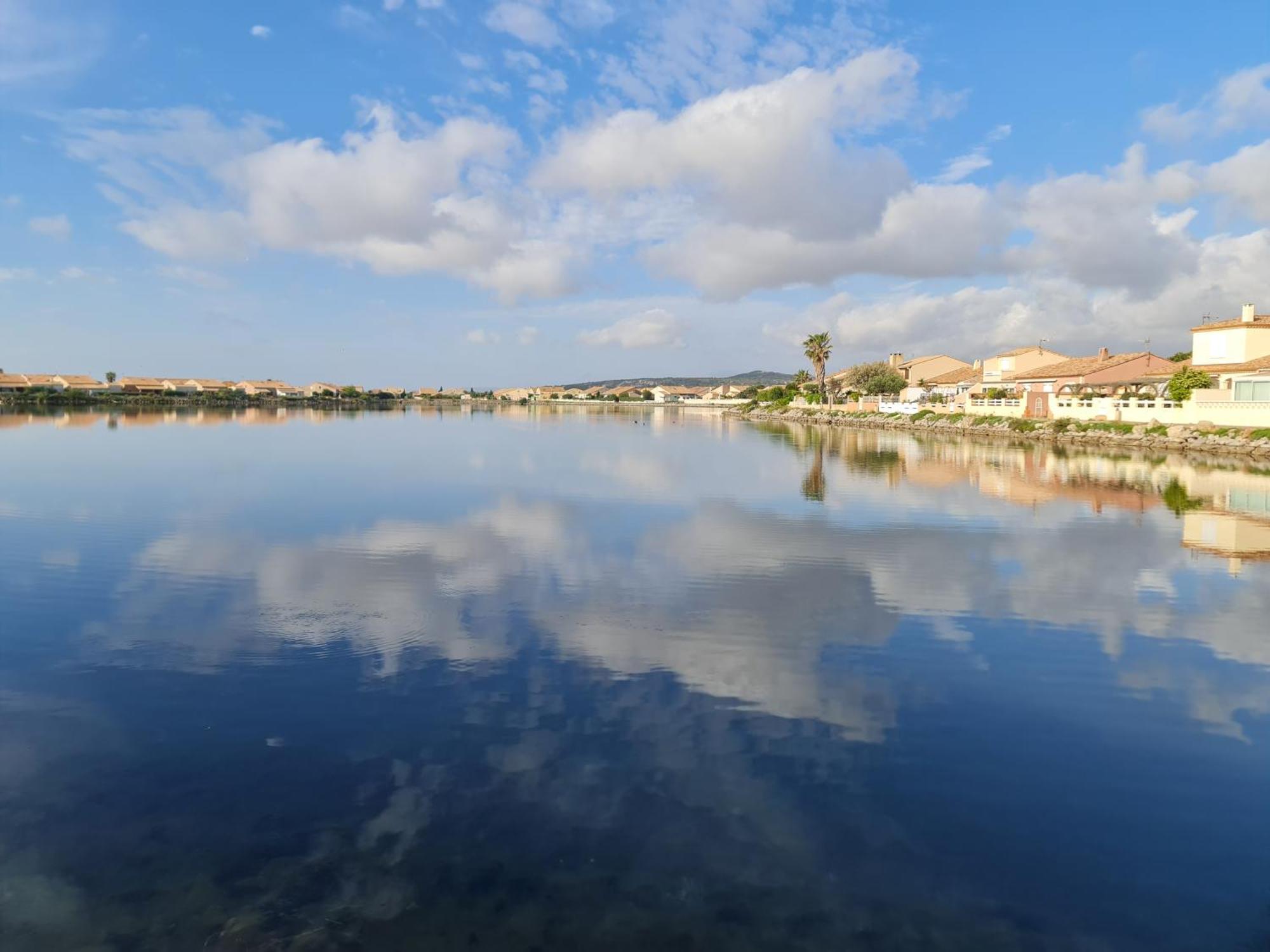 Splendide Appartement Golden House Vue Lac Et Montagne Port-la-Nouvelle Rom bilde